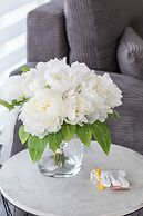 Seaside Apartment With AC by Renters