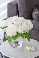 Seaside Apartment With AC by Renters