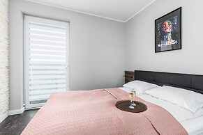 Seaside Apartment With AC by Renters