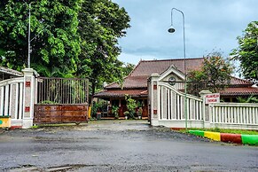 OYO 92332 Griyo Werdiningsih