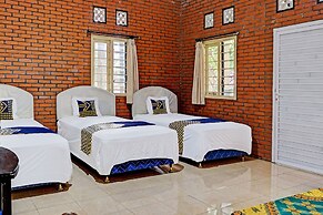 OYO 92332 Griyo Werdiningsih