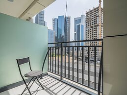 Business Bay's Coziest Hideaway With Balcony