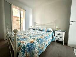 Two-room Apartment With Swimming Pool Castelsardo Sleeps 4