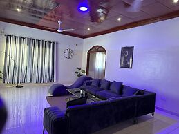 The Retreat Emerald Apartments Close to the Beach