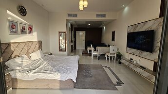 Dubai's Hidden Gem, Villa With Private Pool