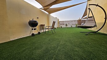 Dubai's Hidden Gem, Villa With Private Pool