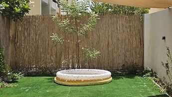 Dubai's Hidden Gem, Villa With Private Pool