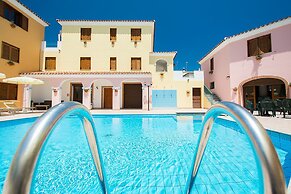 Idyllic Residence Cala Viola 2 Bedroom Sleeps Num1381