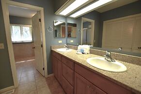 2 Bedrooms at Brigantine Quarters 244 - Flat Bottom Floor