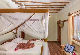 Hakuna Majiwe Beach Lodge