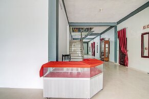 OYO 92302 Salsa Homestay Syariah Near Pondok Pesantren MUALLIMIN Muham