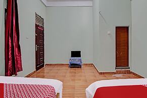 OYO 92302 Salsa Homestay Syariah Near Pondok Pesantren MUALLIMIN Muham