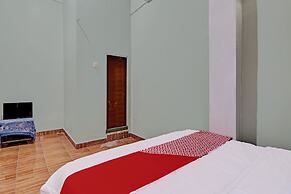 OYO 92302 Salsa Homestay Syariah Near Pondok Pesantren MUALLIMIN Muham