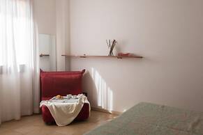 Stylish Residence Le Fontane 1 Bedroom Sleeps 2 Num0754