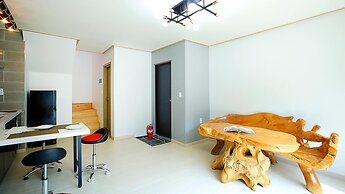 Hongcheon Stone Brown Pension