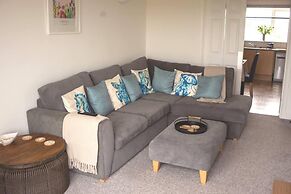 Spacious 3-bed House in Porth Beach, Newquay