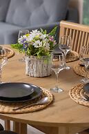 Salwatoriańska Apartment by Renters