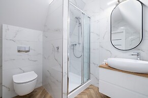 Salwatoriańska Apartment by Renters