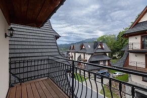 Salwatoriańska Apartment by Renters