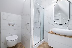 Salwatoriańska Apartment by Renters