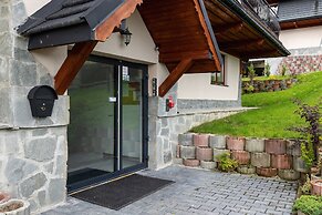 Salwatoriańska Apartment by Renters