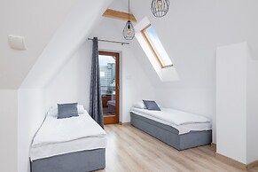 Salwatoriańska Apartment by Renters