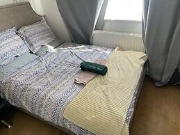 Great 5-bed Wembley Home 25min From Central London