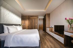 Luxury Duplex Penthouse With Pool Foosball