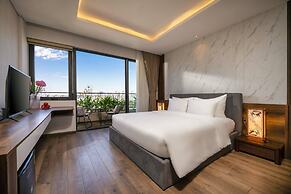 Luxury Duplex Penthouse With Pool Foosball