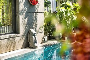 Luxury Duplex Penthouse With Pool Foosball