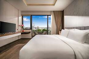 Luxury Duplex Penthouse With Pool Foosball