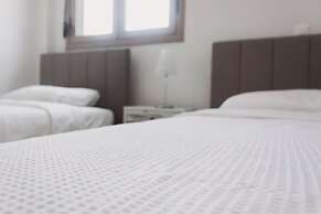 Villa Cook with pool and sea views