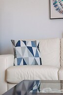 Villa Cook with pool and sea views