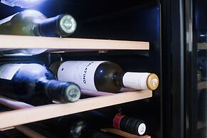 Villa Cook with pool and sea views