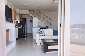 Villa Cook with pool and sea views