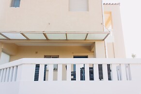 Villa Cook with pool and sea views