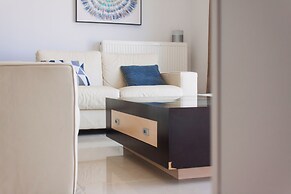 Villa Cook with pool and sea views