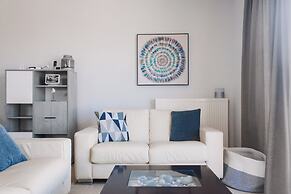 Villa Cook with pool and sea views