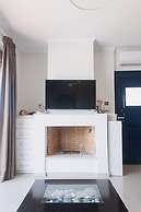 Villa Cook with pool and sea views