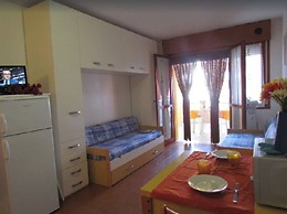 Seafront Building in a Great Location - Beahost