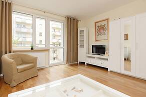 2-beedroom Zurawia by Renters