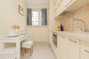 2-beedroom Zurawia by Renters