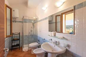 Relaxing Cristal Blu Studio Sleeps 3 Num1489