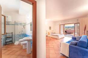 Relaxing Cristal Blu Studio Sleeps 3 Num1489