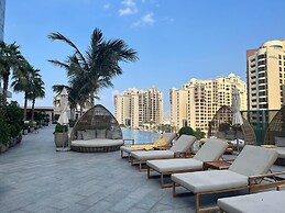 The Palm Tower Corner 1-bedroom Dubai
