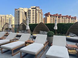 The Palm Tower Corner 1-bedroom Dubai