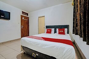 OYO 92726 Geulis Guest House Syariah