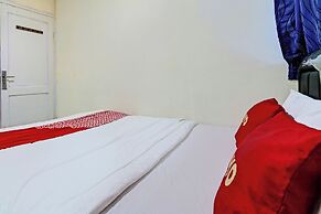 OYO 92726 Geulis Guest House Syariah