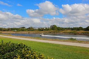 Uptown Luxury On Audubon 4 Bedroom Townhouse by RedAwning