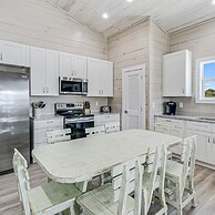 Under The Sea Sp107 4 Bedroom Home by RedAwning